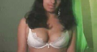 sex hiếp dâm 2 mẹ con Stift có một phụ nữ sex thuốc kích dục da trắng ở hiện trường.